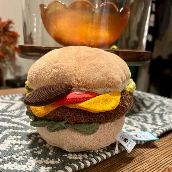 JELLYCAT AMUSEABLES - NWT CHEESEBURGER PLUSHIE! OUT OF STOCK COLLECTIBLE! - Picture 9 of 14